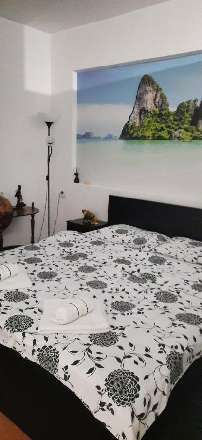 Apartments Suster บาร์ ภายนอก รูปภาพ