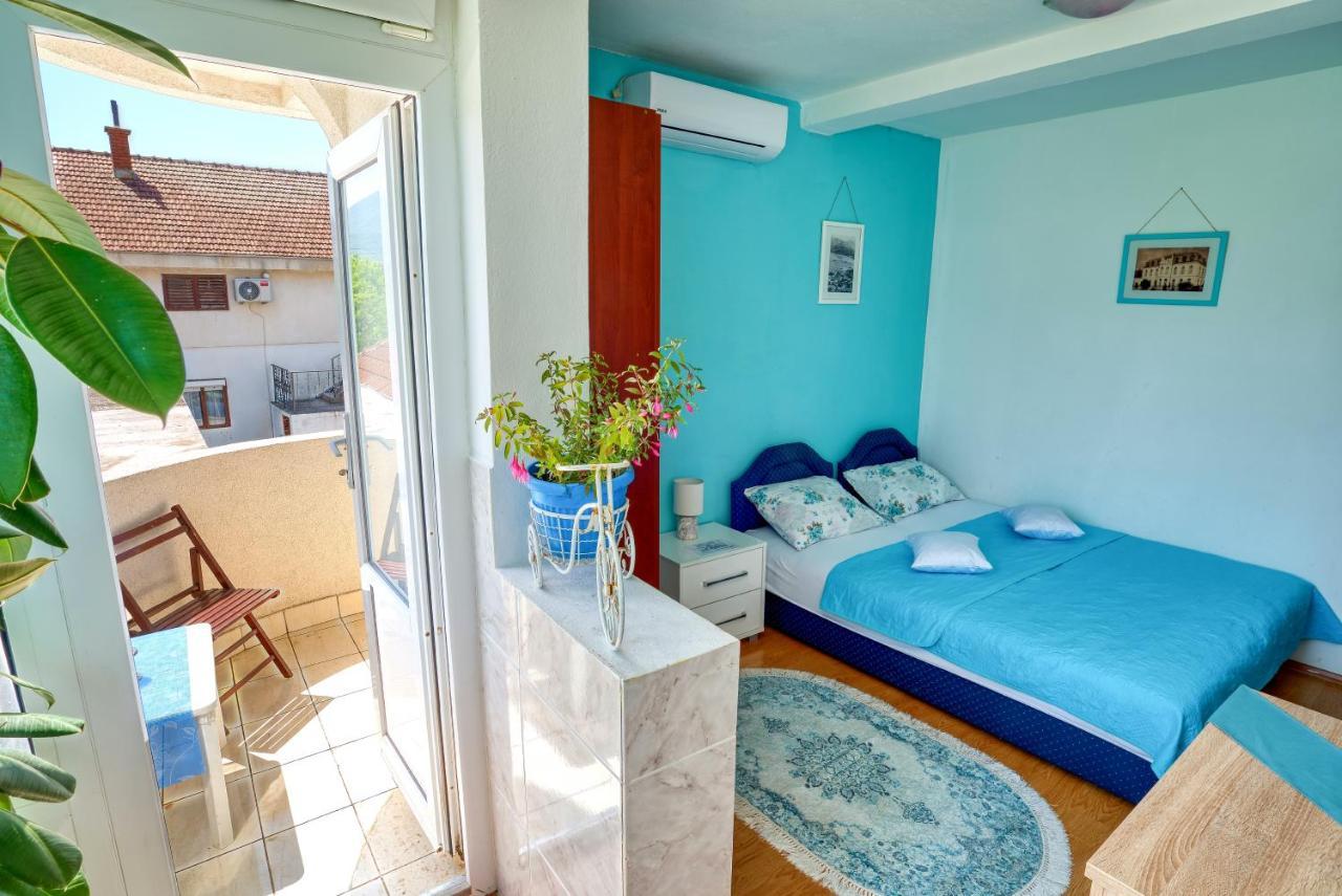 Apartments Suster บาร์ ภายนอก รูปภาพ