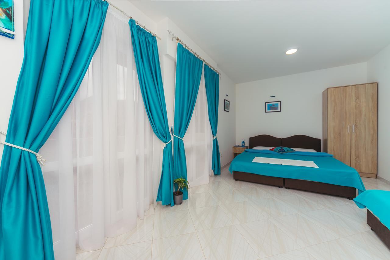 Apartments Suster บาร์ ภายนอก รูปภาพ