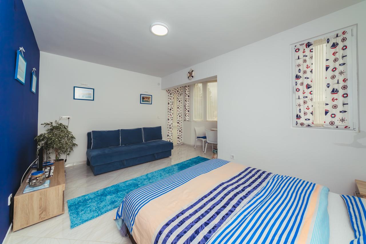 Apartments Suster บาร์ ภายนอก รูปภาพ